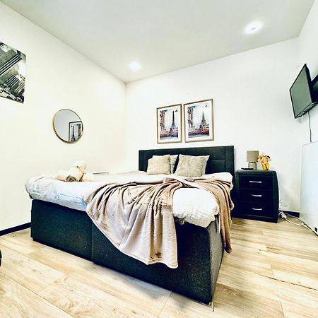 Central King Studio - 10 Mins Walk From Downtown Wien Exterior foto