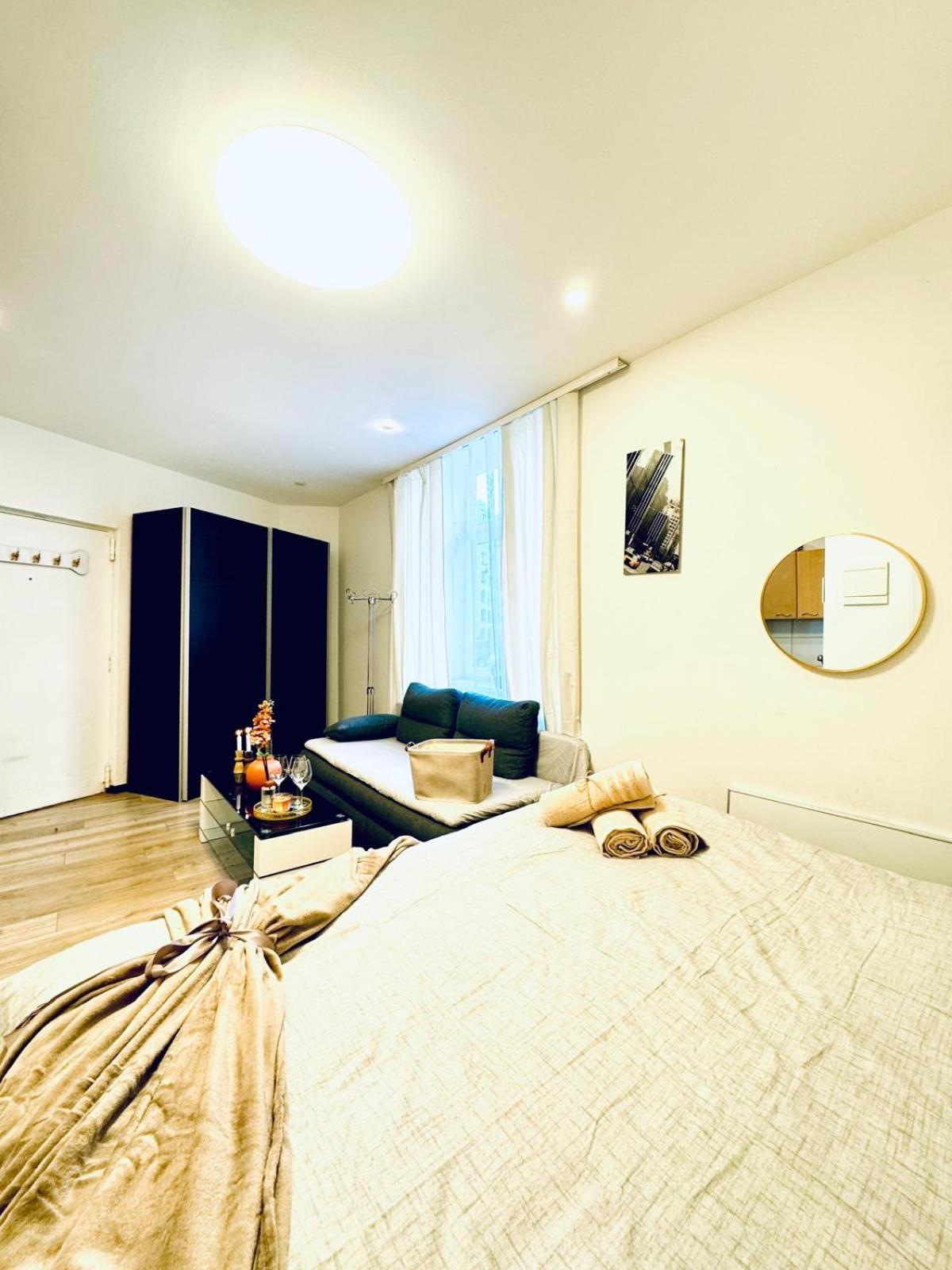 Central King Studio - 10 Mins Walk From Downtown Wien Exterior foto