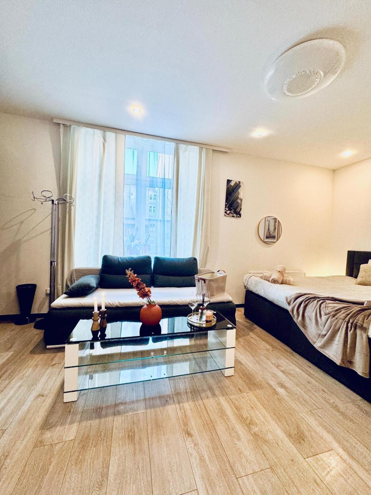 Central King Studio - 10 Mins Walk From Downtown Wien Exterior foto
