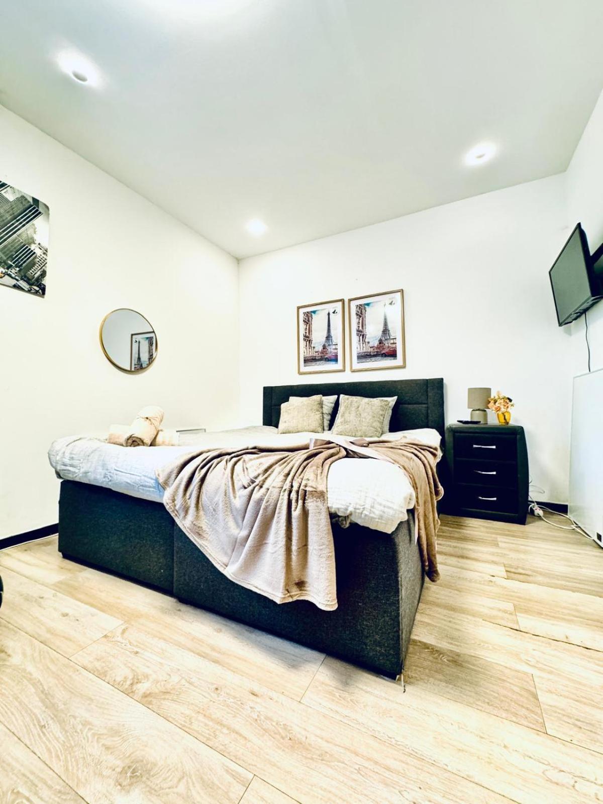 Central King Studio - 10 Mins Walk From Downtown Wien Exterior foto